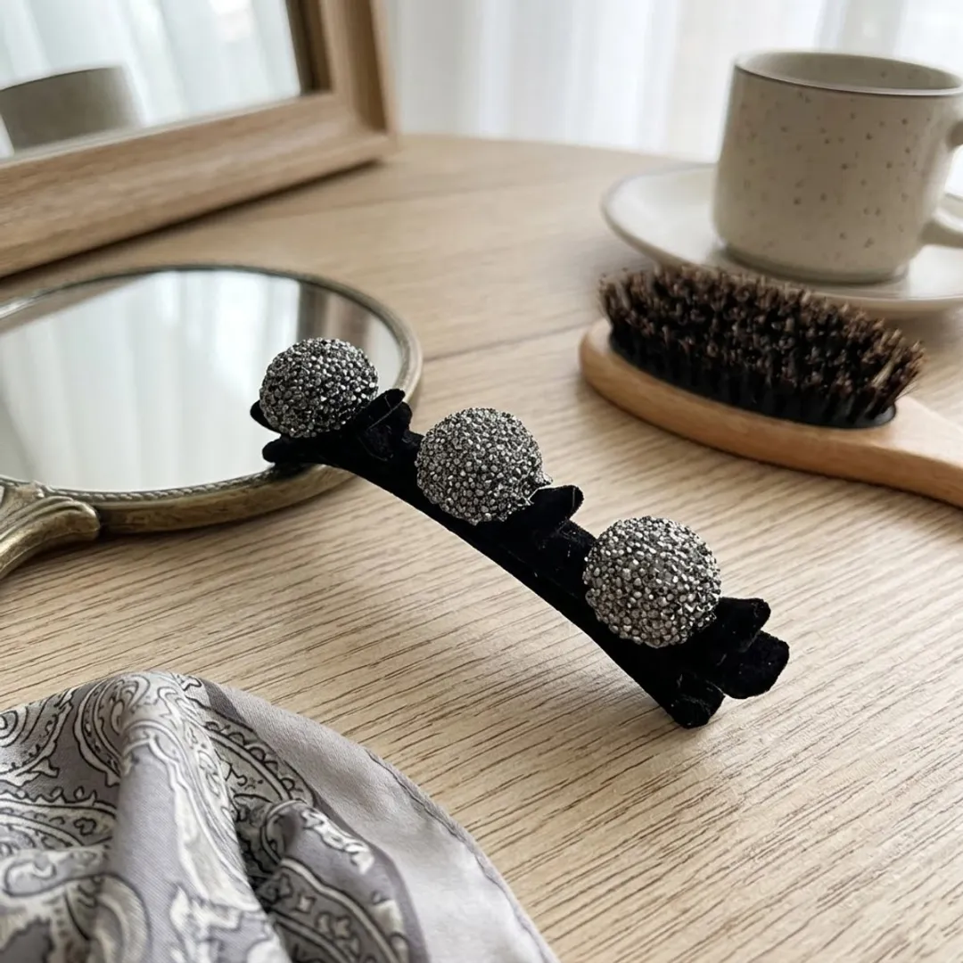 NuveX Zwart Fluweel Haarspeld met Zilveren Rhinestones