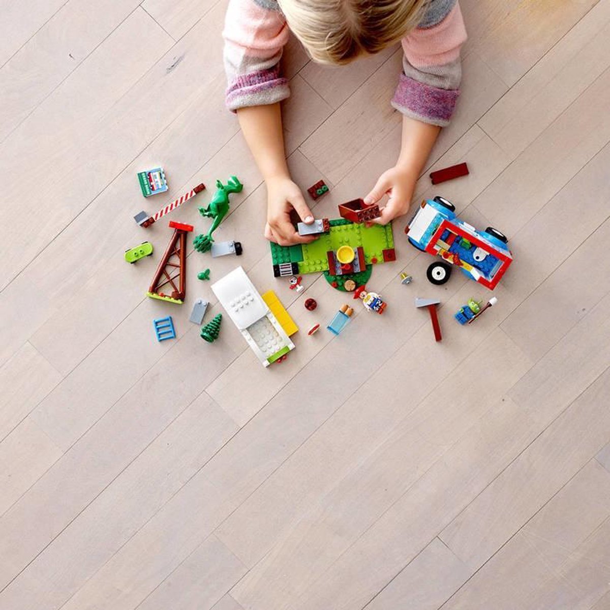 LEGO 4+ Toy Story 4 Campervakantie - 10769