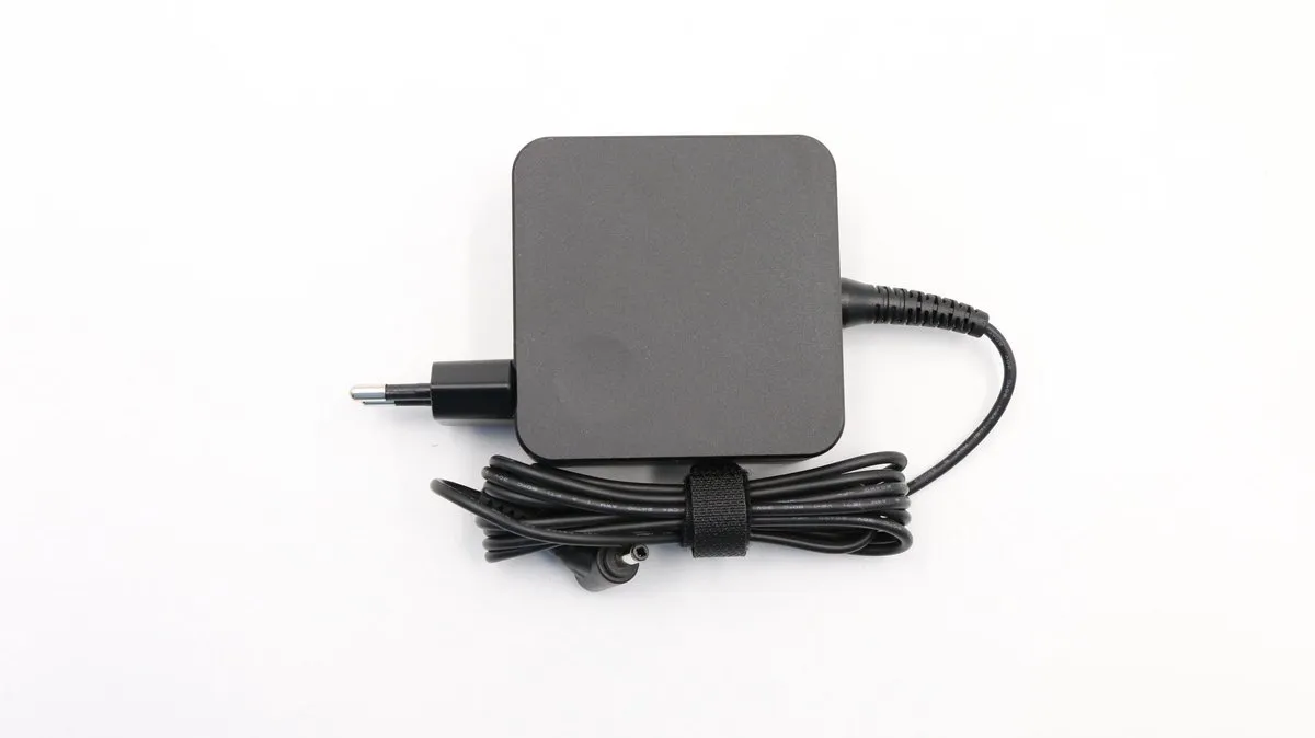 Lenovo 01FR159 Laptop Adapter 65W - Zwart