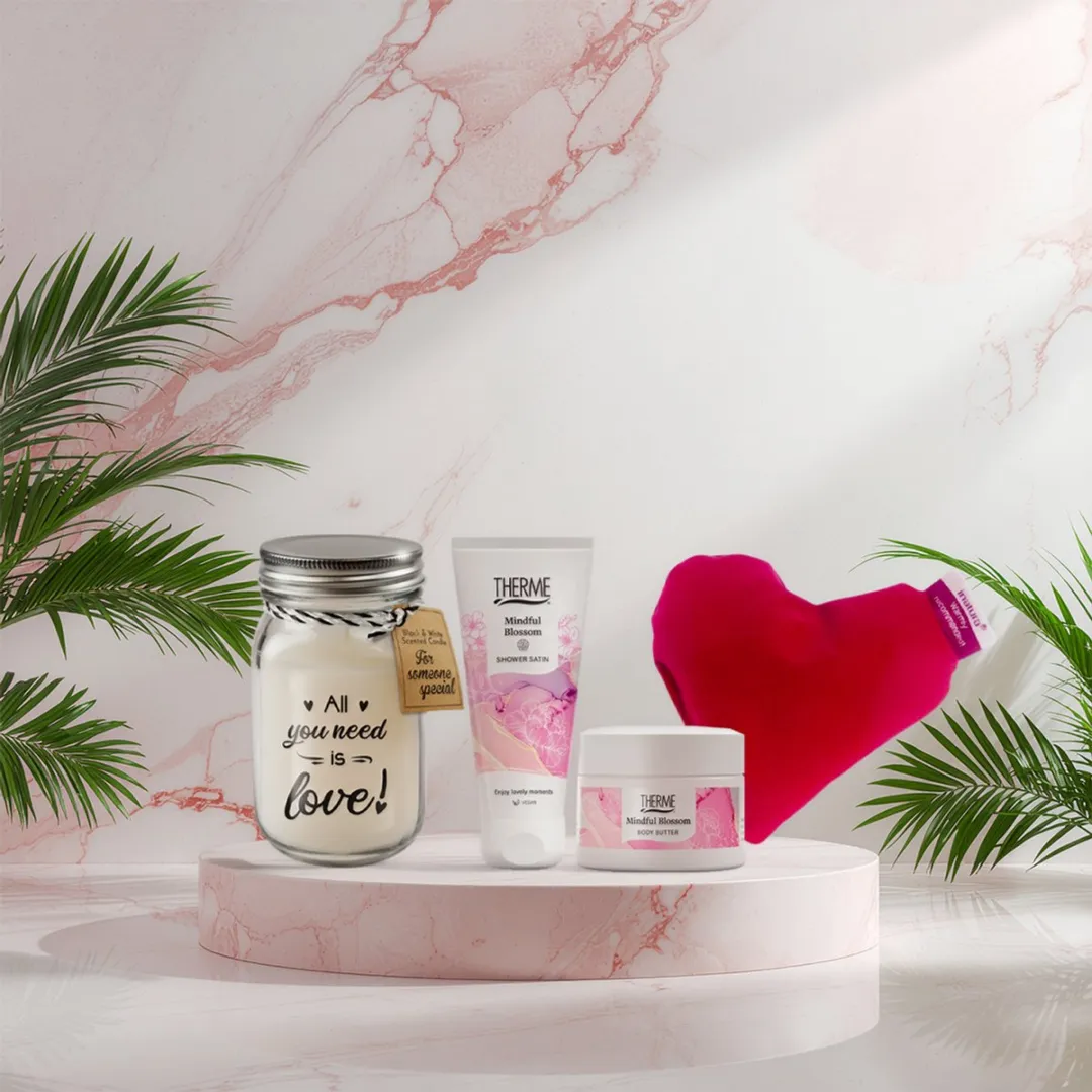 Therme Mindful Blossom Cadeauset - Douchegel 200ml, Kaars, Body Butter 75g