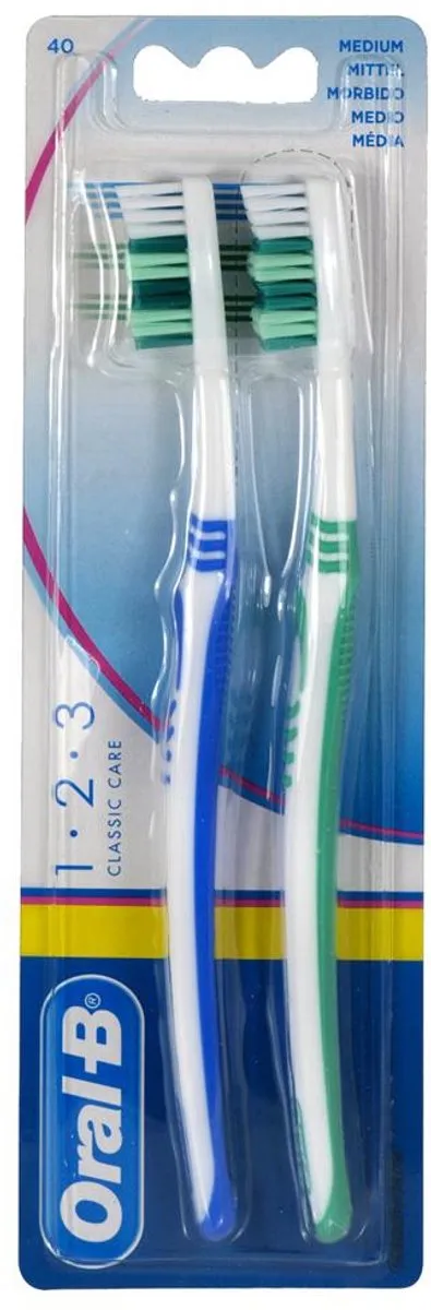 Oral-B Classic Care Medium Tandenborstel