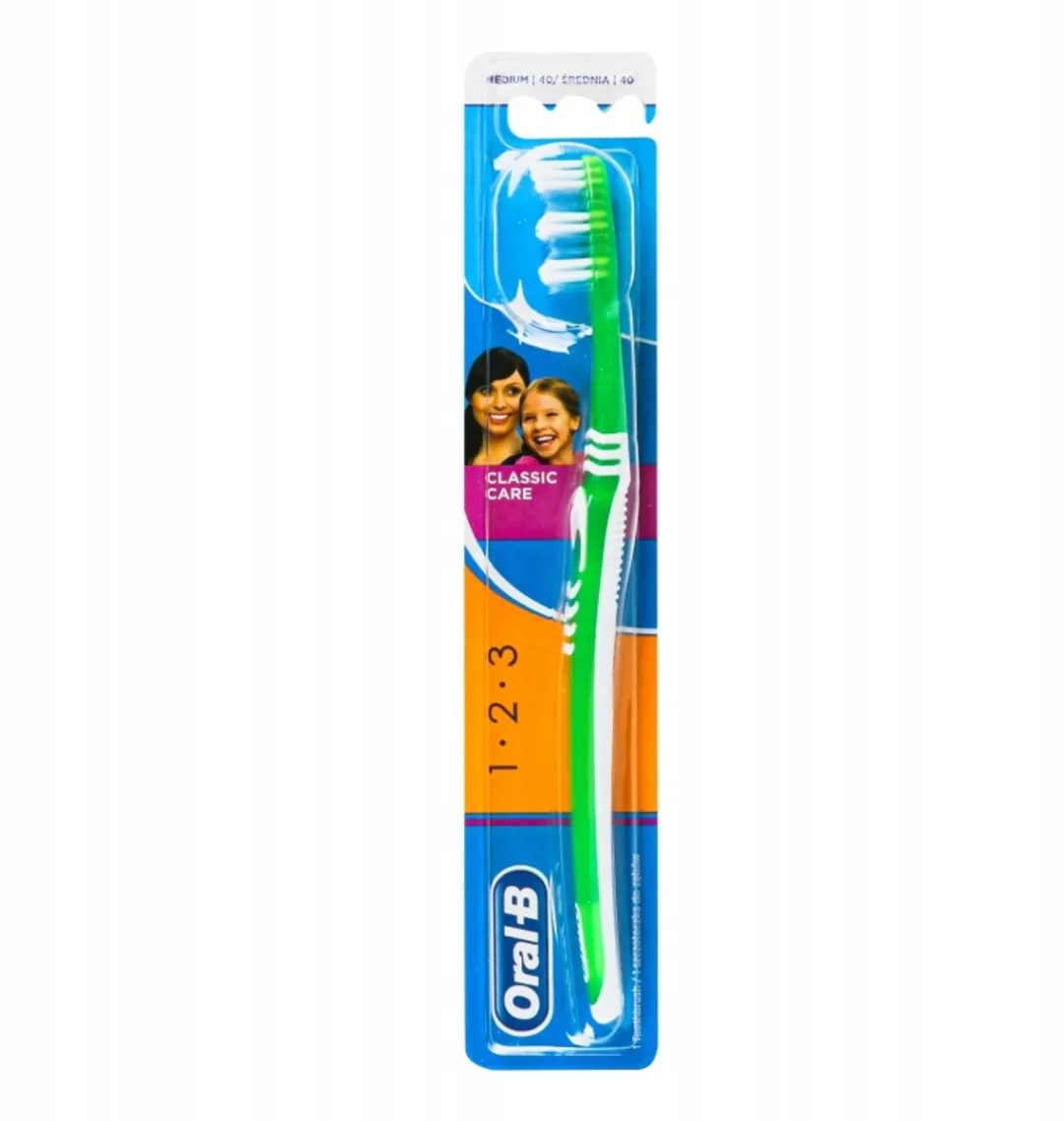 Oral-B 1.2.3 Medium Handtandenborstel