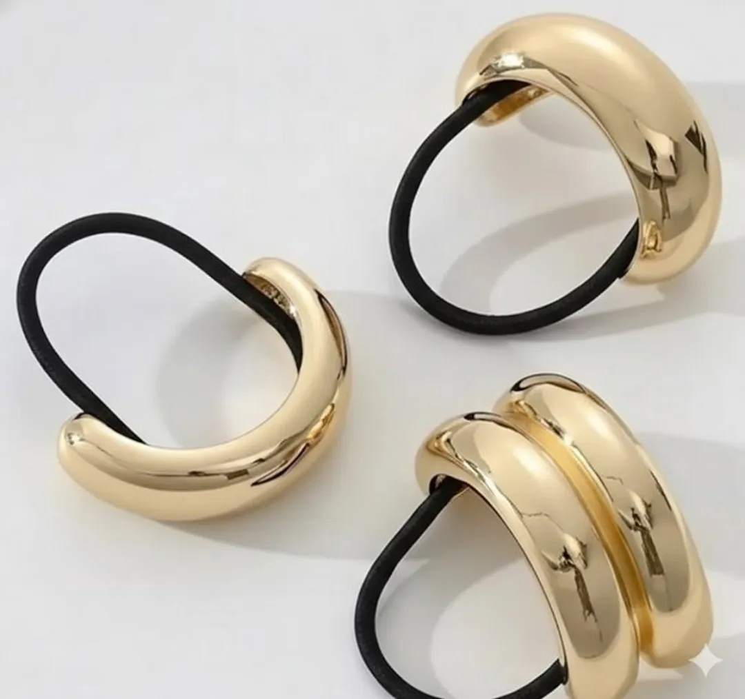 NuveX Metallic Ponytail Cuffs Goud