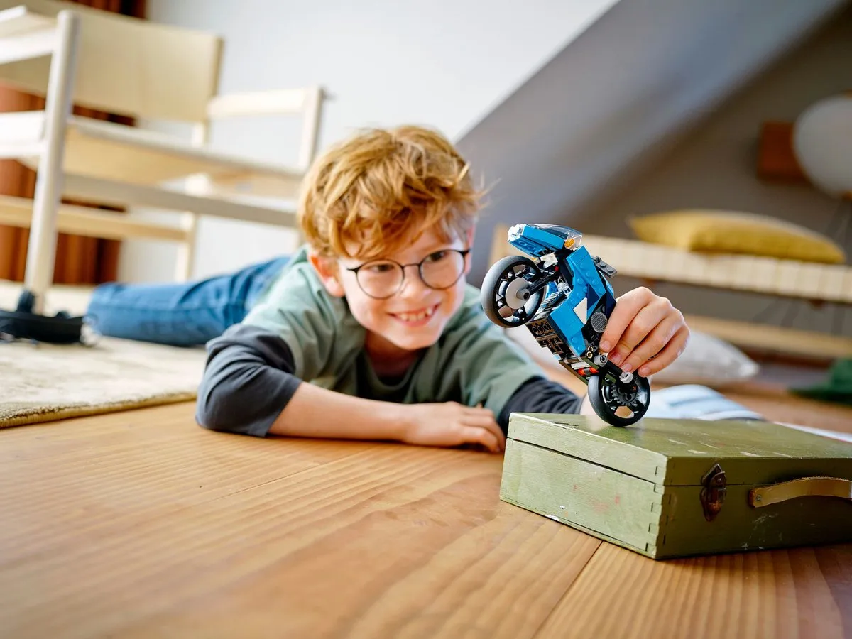 LEGO Creator 31114 Snelle Motor - 564 Stukken - Blauw