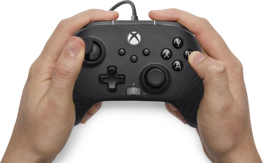 PowerA FUSION Pro 4 Bedrade Controller voor Xbox Series X|S - Zwart