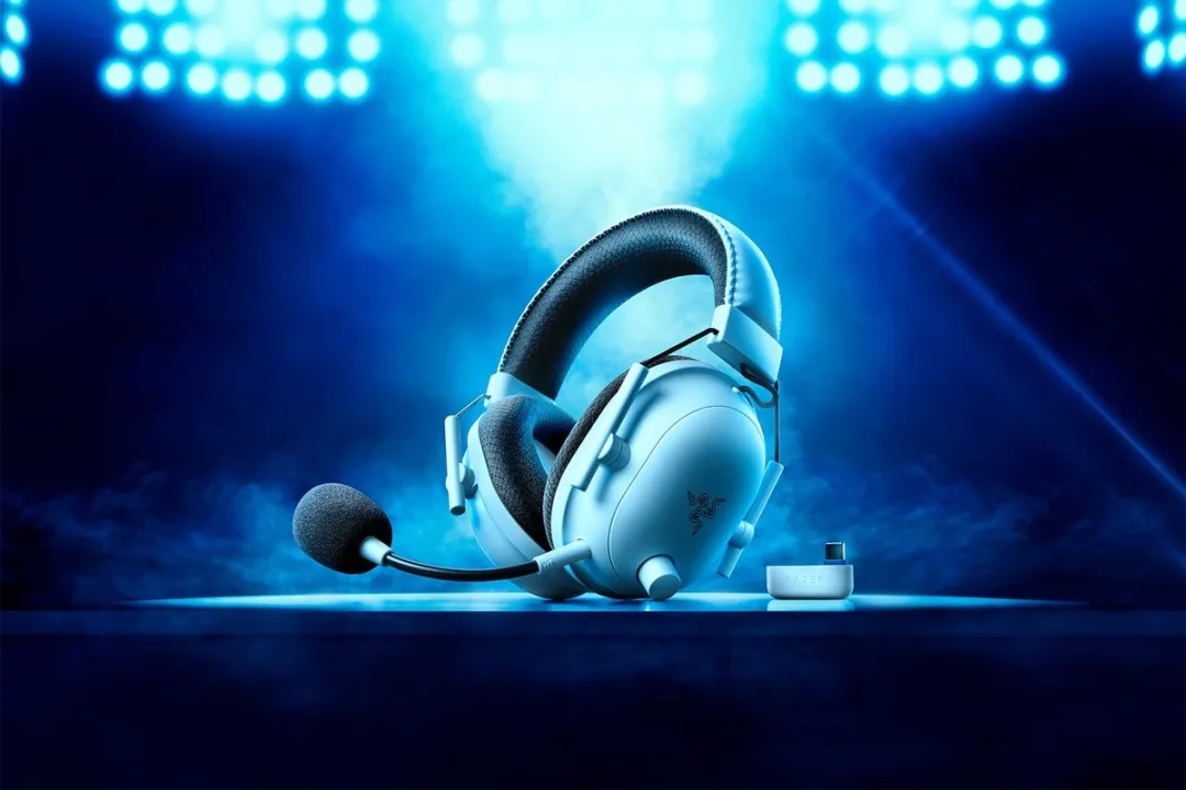 Razer BlackShark V2 Pro - Draadloze Game Headset - Official PlayStation Licentie - PS4/PS5/PC - Wit