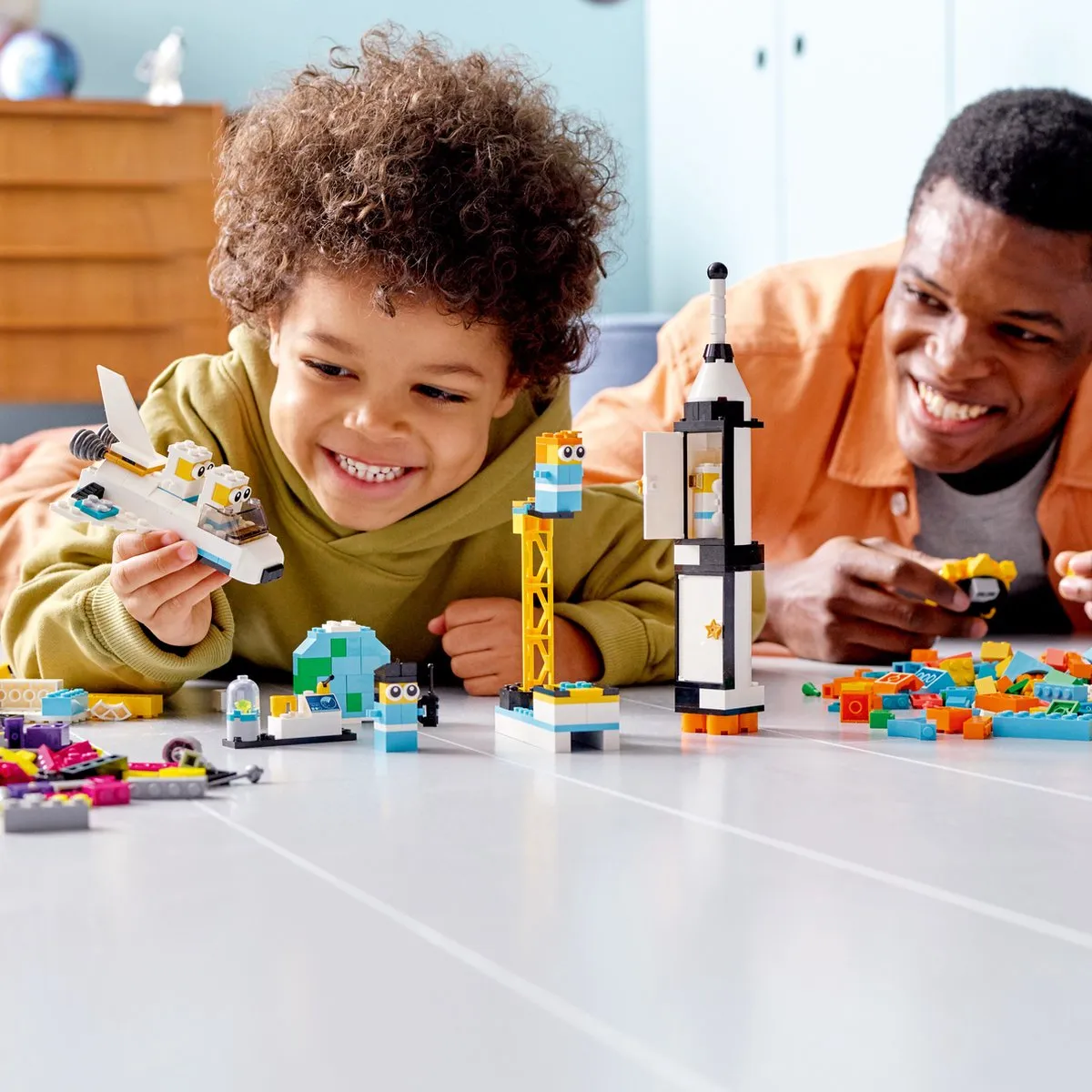 LEGO Classic Ruimtemissie 11022 - 1700 Stenen - Meerkleurig