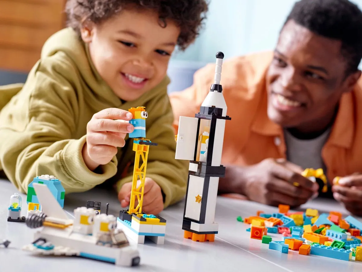 LEGO Classic Ruimtemissie 11022 - 1700 Stenen - Meerkleurig
