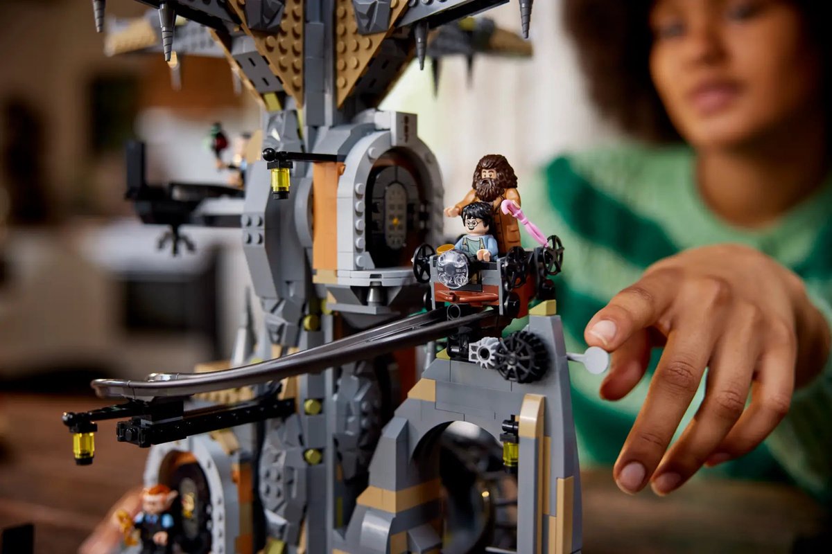 LEGO 76417 Goudgrijp™ Tovenaarsbank – Verzameleditie