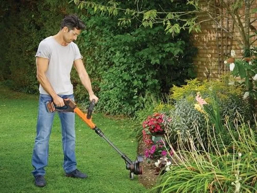 BLACK+DECKER STC1840EPC Grastrimmer 18V - 30cm - 4.0Ah