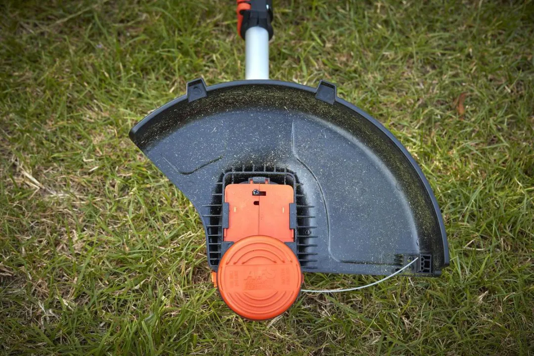BLACK+DECKER BCSTA536B-XJ Strimmer 36V 33cm