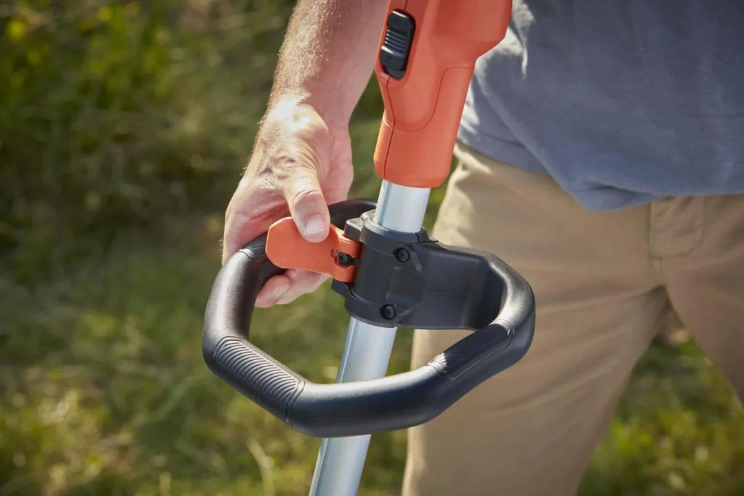 BLACK+DECKER BCSTA536B-XJ Strimmer 36V 33cm