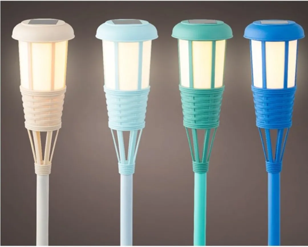 2x stuks solar tuinfakkel/tuinlamp lichtblauw op zonne-energie 61 cm - Prikspots tuinverlichting