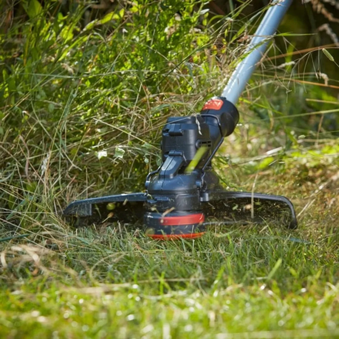 BLACK+DECKER Lithium 36V Snaartrimmer 33cm - 2,5Ah