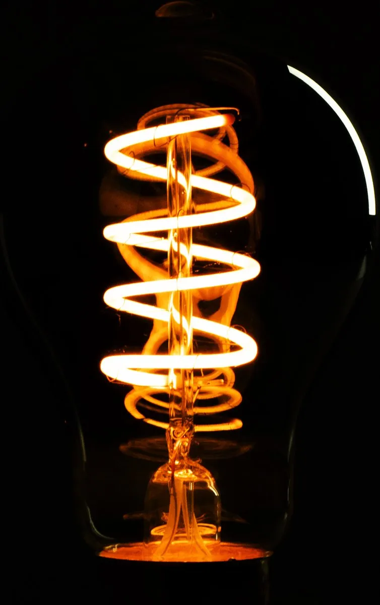 Lybardo - E27 LED Lamp - 10-pack - 5.5W Dimbaar - 1800K Extra Warmwit Licht