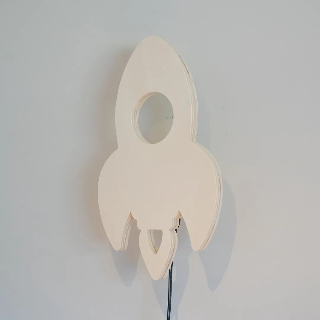 TreeToys Houten Wandlamp Raket - 1 Lichtpunt