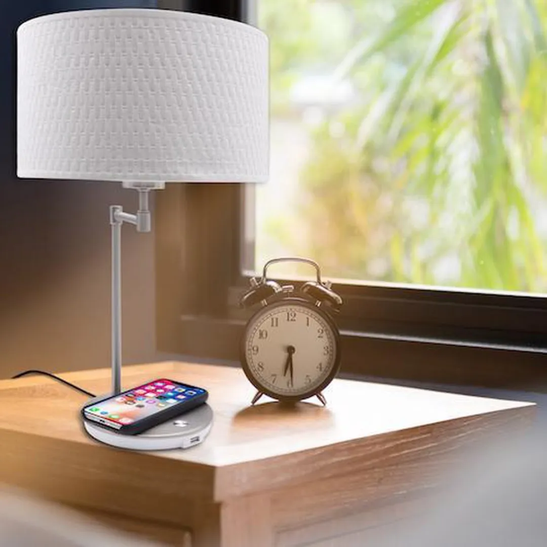 Macally LAMPCHARGEQI-E Led Tafellamp - Wit/Zilver
