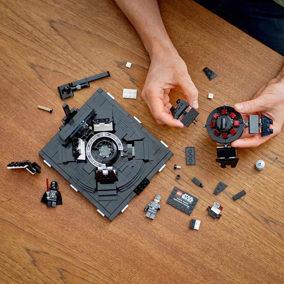 LEGO Star Wars Darth Vader Meditatiekamer 75296 - 663 Stukken - afbeelding 6 van 6