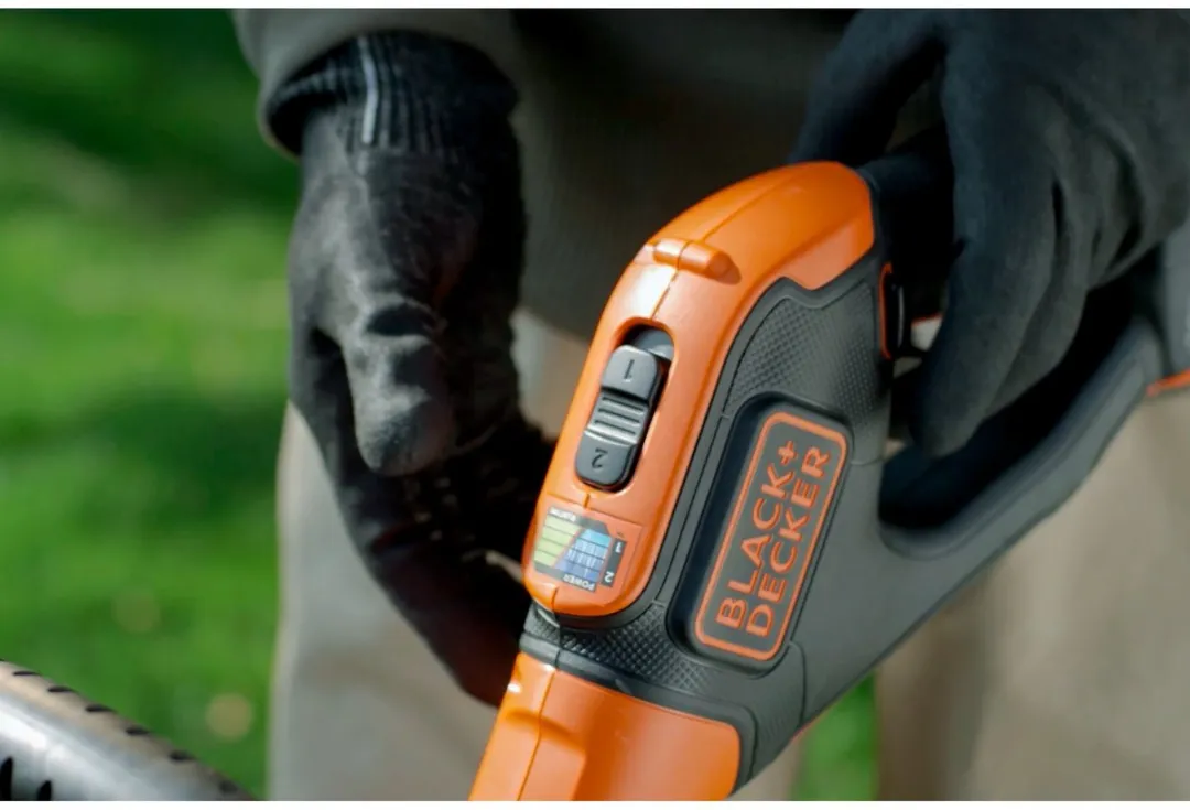 BLACK+DECKER 18V Grastrimmer BCSTR918B-XJ - 25cm
