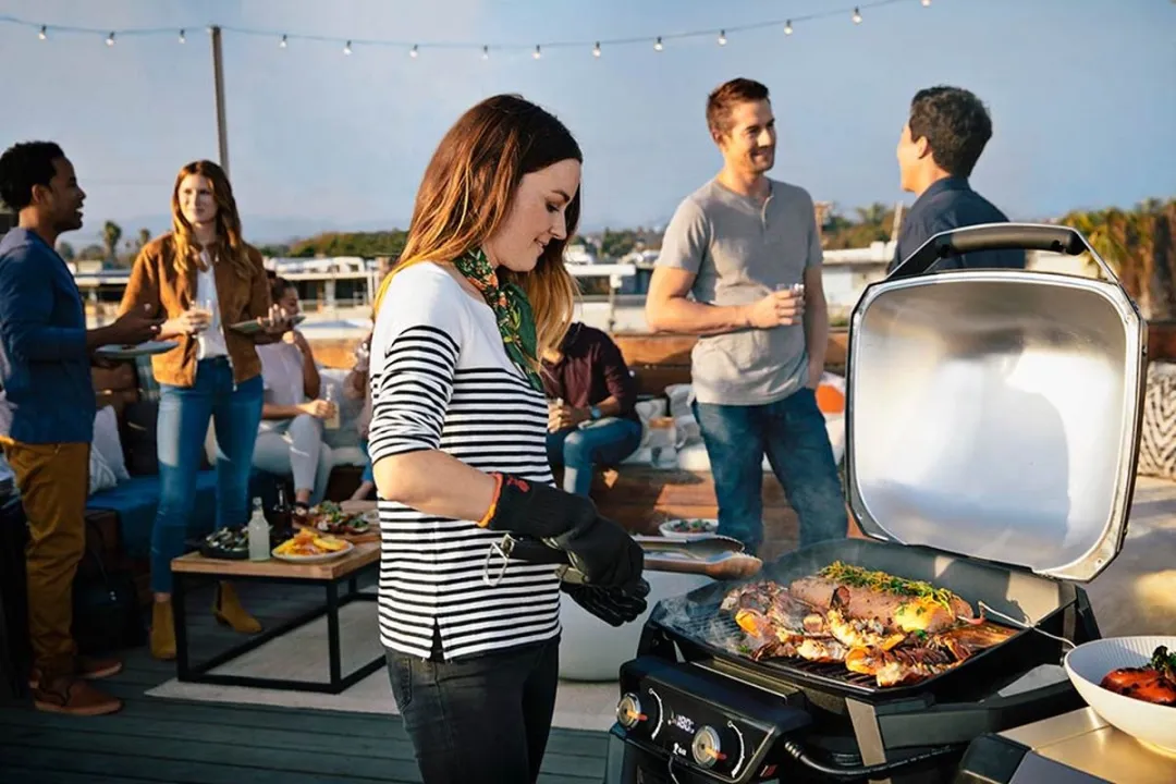 Weber Pulse 2000 Gasbarbecue - 2 Branders - afbeelding 6 van 6