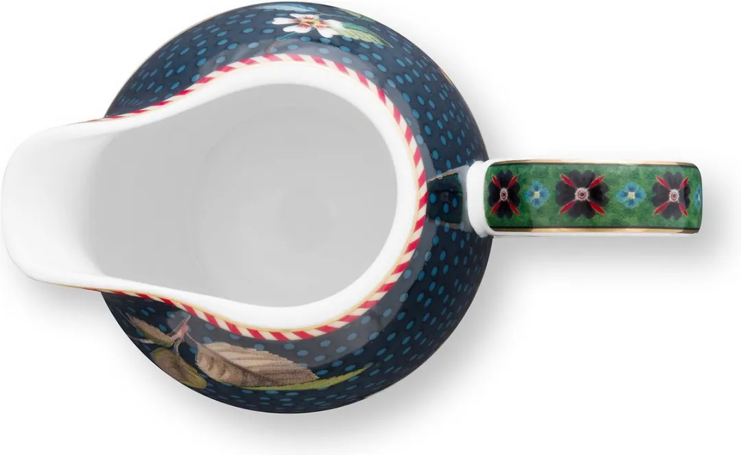 Pip Studio Berry Blues Blue melkkannetje 250ml donkerblauwe melkkan met bloemen