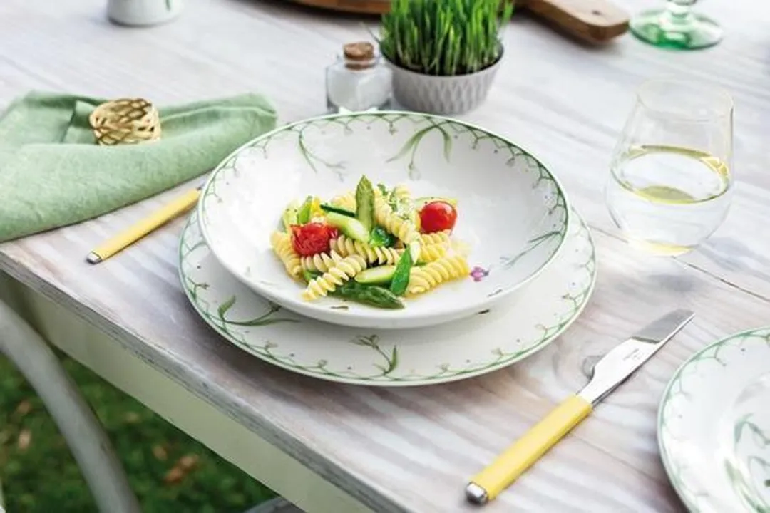 Villeroy & Boch Colourful Spring Pastabowl 24cm - Gekleurd