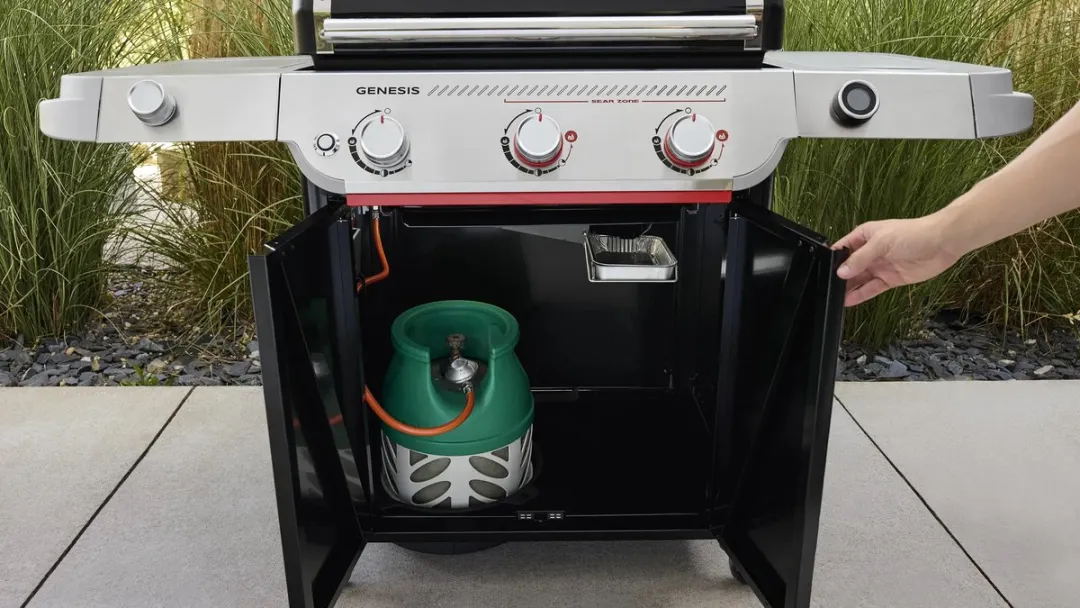 Weber Genesis E-335W Gasbarbecue - 3 Branders - Zwart - afbeelding 6 van 6