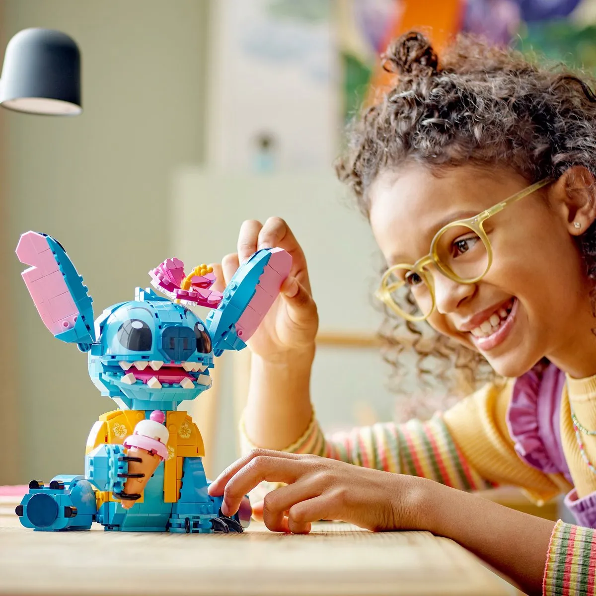 LEGO Disney Stitch 43249 - 730 Stenen - Meerkleurig