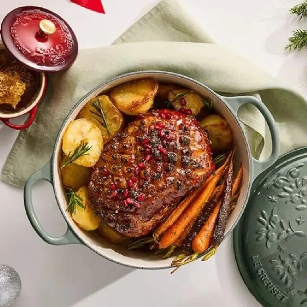 Le Creuset Braadpan Kerstboom Relief Thyme 24cm