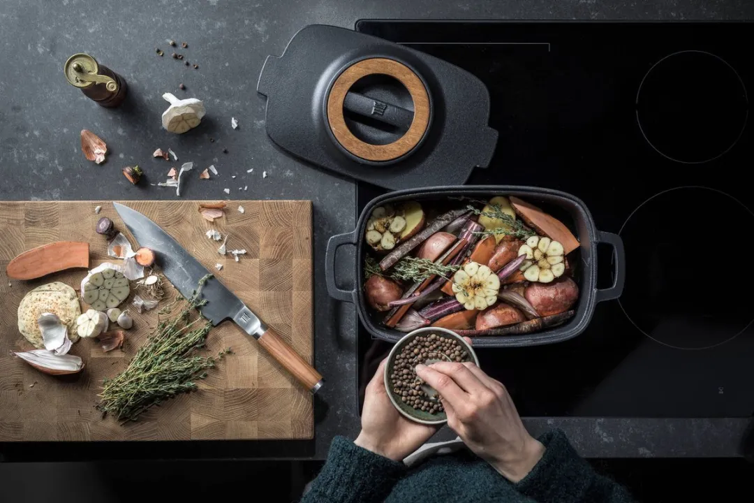 Fiskars Norden Braadpan Gietijzer Ovaal 5L - Zwart