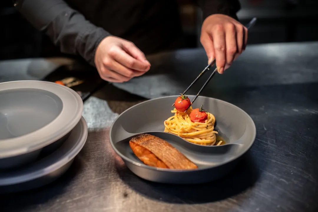 Schaal Separee, 1500ml - Set van 6, Herbruikbaar - Vakverdeling/Compartimenten - Connect Separee 1,5 - Koziol Move | Bio-Circulair