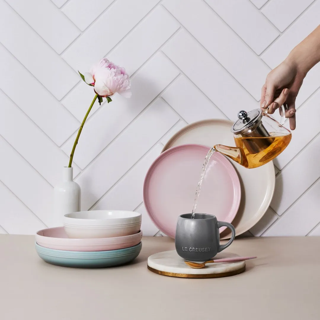 Le Creuset Diep Bord Coupe Shell Pink 22cm