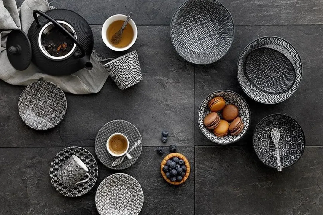 Tokyo Design Studio Nippon Black Espresso Serviesset 18-delig - Porselein