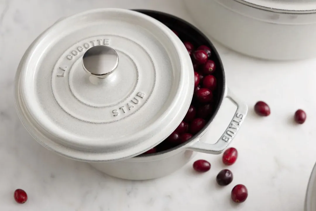 Staub Braadpan/Cocotte Wit Truffel - 24cm - 3.8L