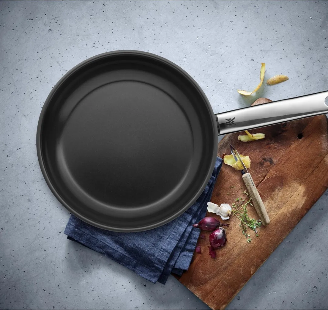 WMF Durado - Koekenpan - Ø 24 cm - PFAS-vrij - Inductie - Anti-aanbaklaag