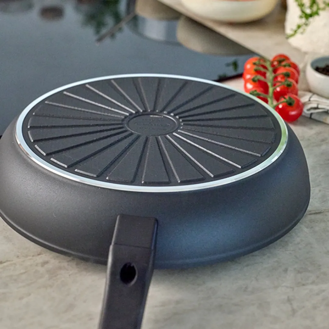 Demeyere Alu Bistro 3 Ceraforce Koekenpan 24cm - Zwart