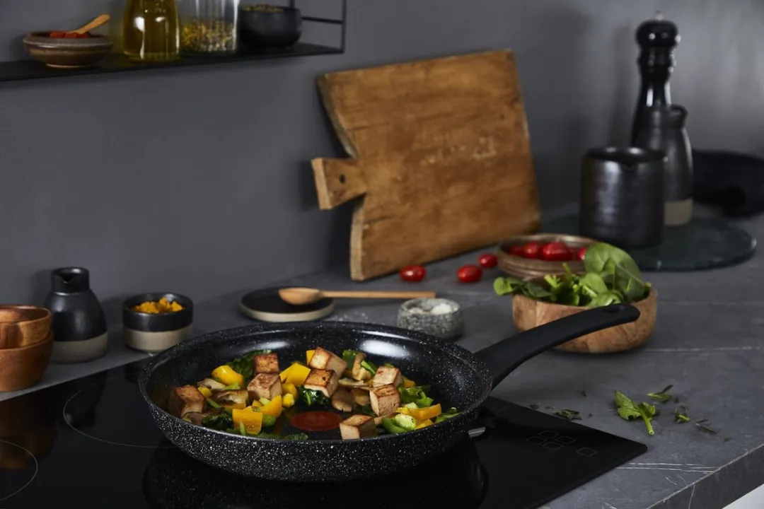 Tefal Intensity Koekenpan 28cm - Zwart