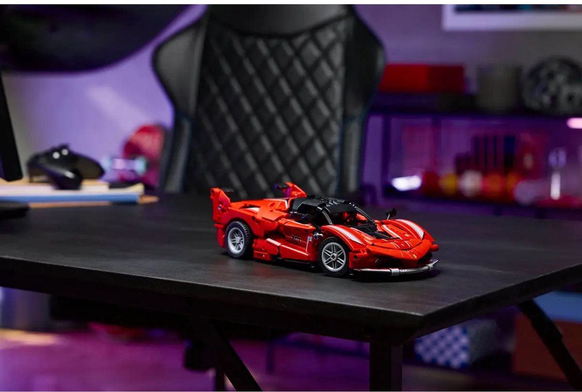 LEGO® Technic Ferrari FXX K Modelauto - 42212