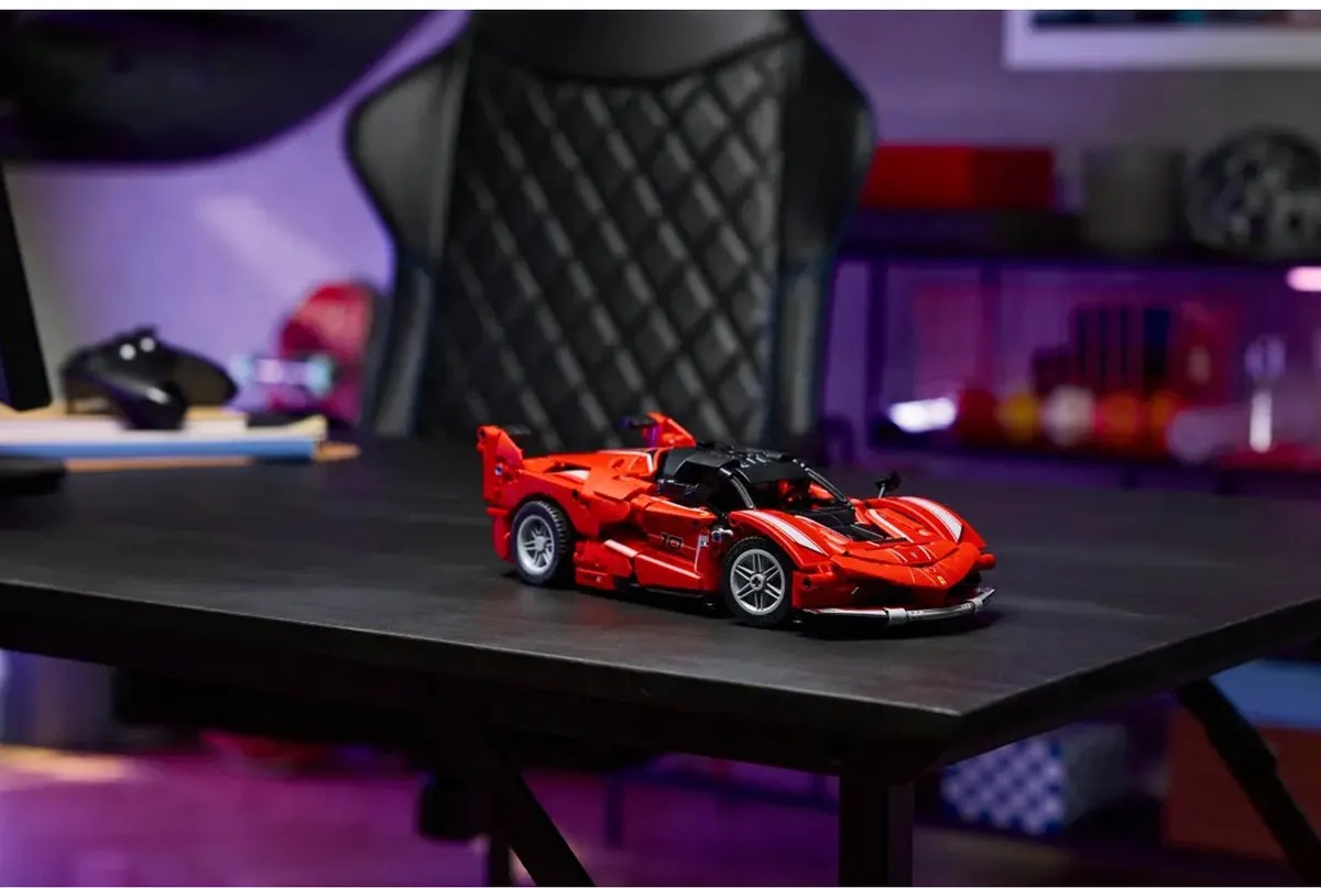 LEGO Technic Ferrari FXX K Modelauto 42212 - 897 Stukken