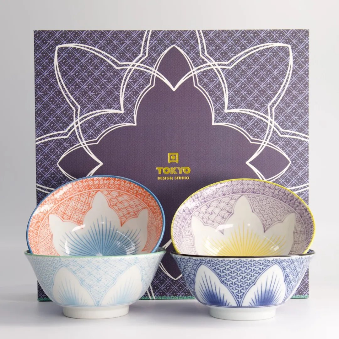 Tokyo Design Studio Lilly Flower Ramenkommenset 4-delig