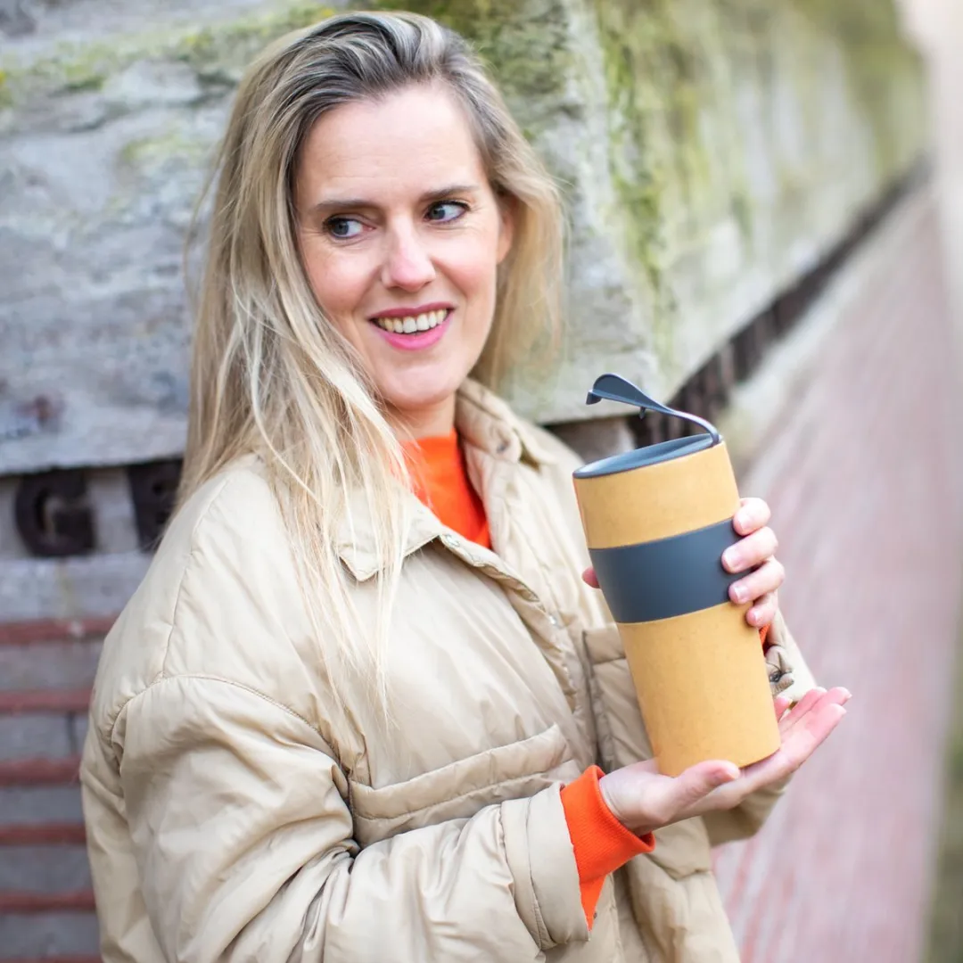 Koziol Aroma To Go XL Herbruikbare Koffiebeker 700ml - Grijs