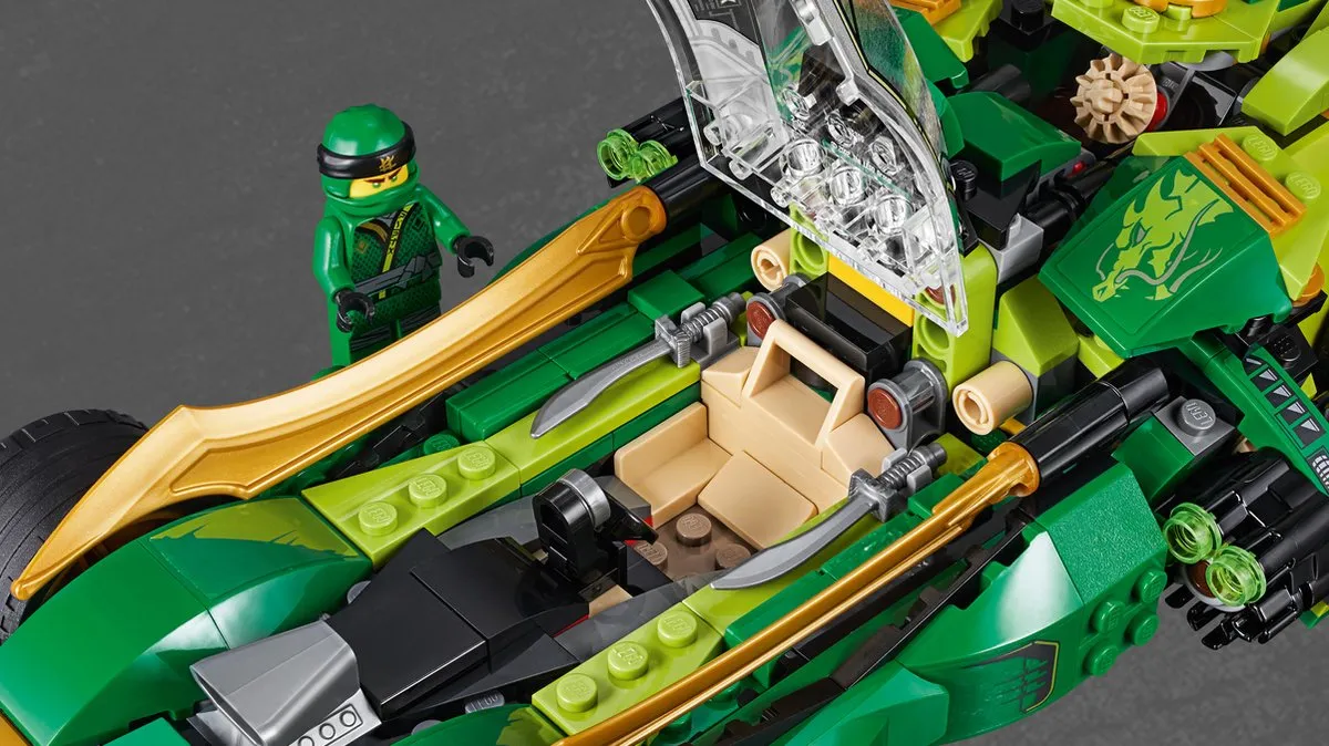 LEGO Ninjago Ninja Nachtracer 70641 - 552 Stukken