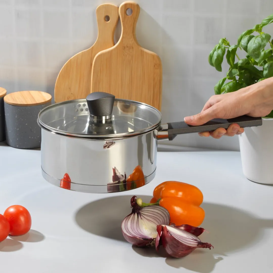 Russell Hobbs Excellence Collection Steelpan 20cm - Zilver