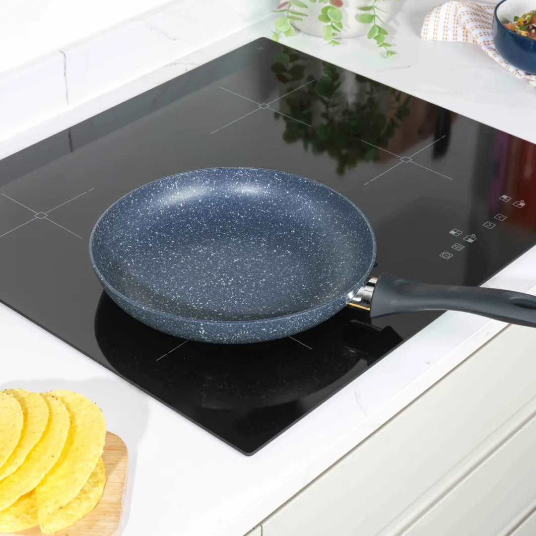Russell Hobbs Nightfall Stone Koekenpan 28cm - Blauw - afbeelding 6 van 6
