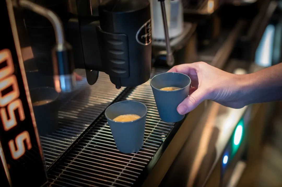Koziol MOVE Cup LIGHT 0,3 Drinkbeker - 12 Stuks - Zilvergrijs