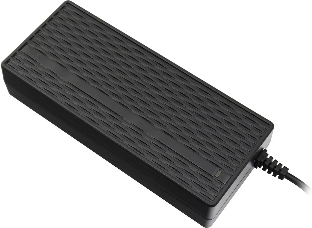 Acer 150815000550 Oplader 126W - Zwart