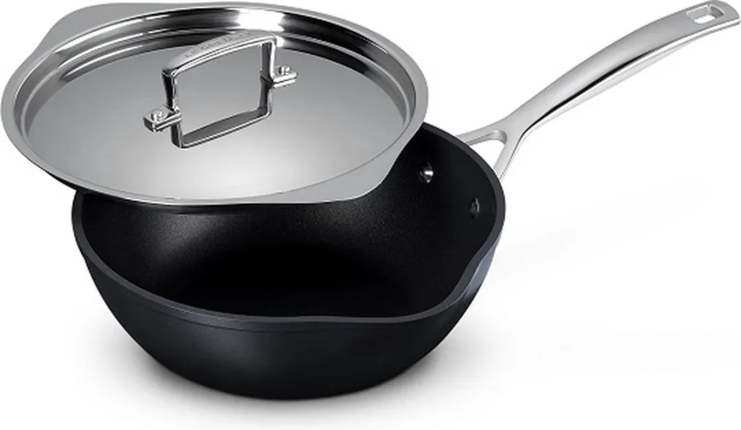 Le Creuset Chef's Pan 24cm