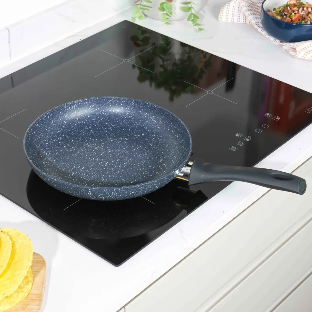 Russell Hobbs Steelpan 20cm - Blauw - Met deksel