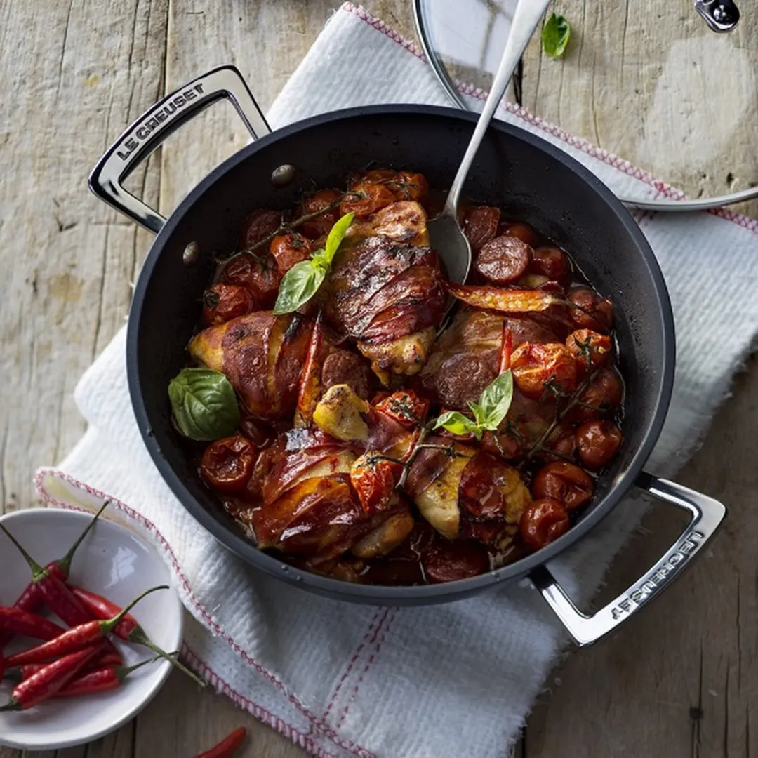 Le Creuset Les Forgées Hapjespan 24cm - Zwart