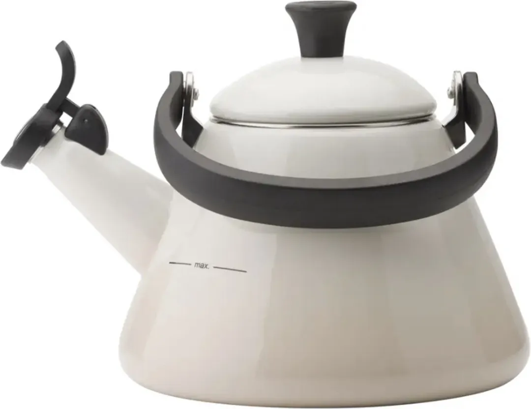 Le Creuset Fluitketel Kone 1.6L - Inductie - Merengue - afbeelding 6 van 6
